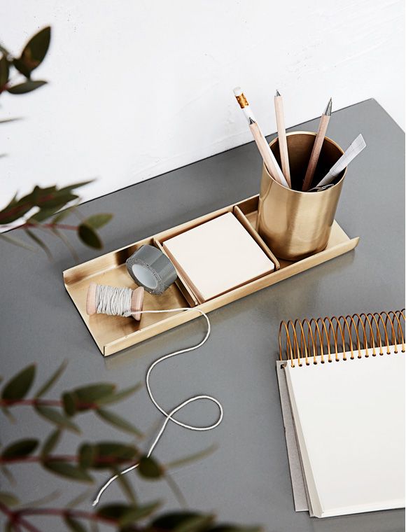 Desk essentials collection
